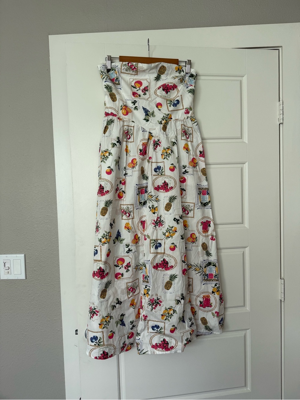 White Strapless Fruit-Print Summer Dress